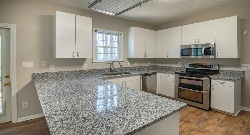Best white granite countertops